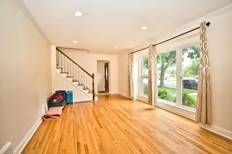 6707 North Saint Louis Avenue Lincolnwood IL 60712