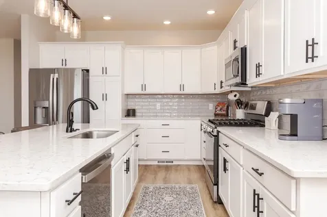 1903 Dunraven Road Bloomington IL 61704