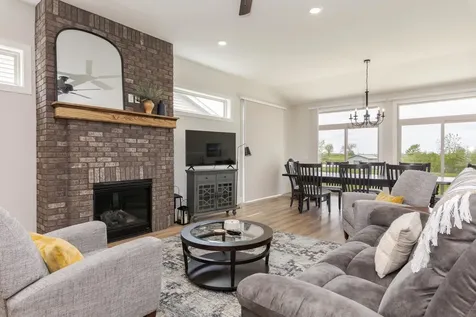 1903 Dunraven Road Bloomington IL 61704