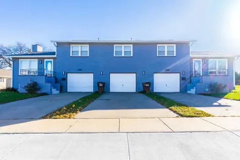 1000-1008 Carrie Avenue Rochelle IL 61068