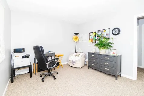 1000-1008 Carrie Avenue Rochelle IL 61068
