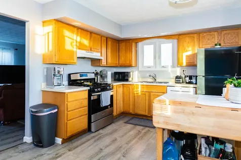 1000-1008 Carrie Avenue Rochelle IL 61068