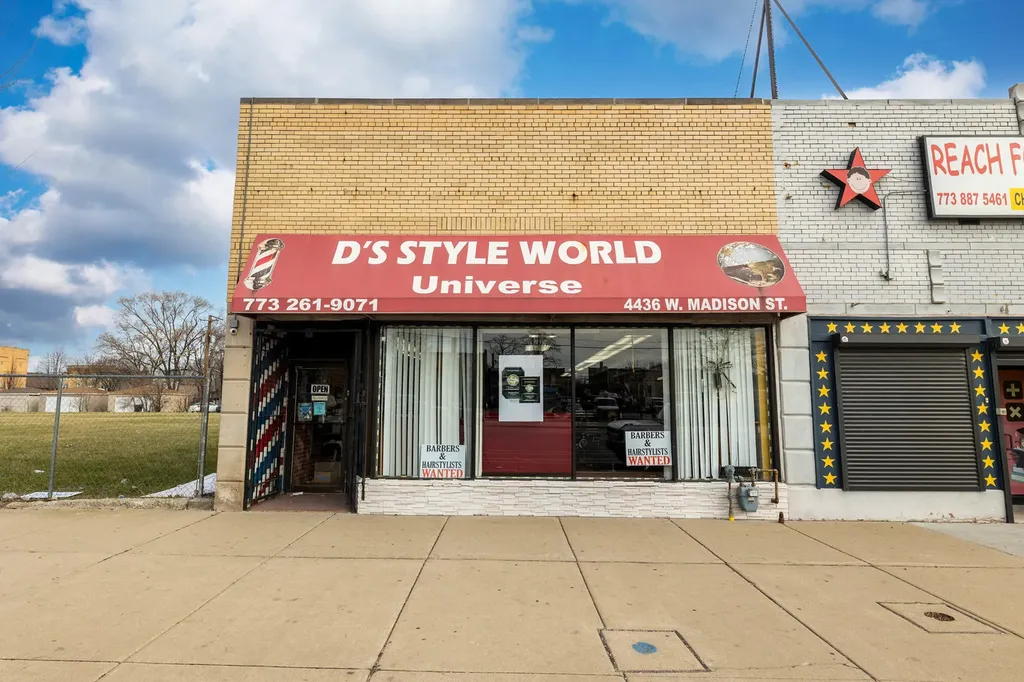 4436 West Madison Street Chicago IL 60624