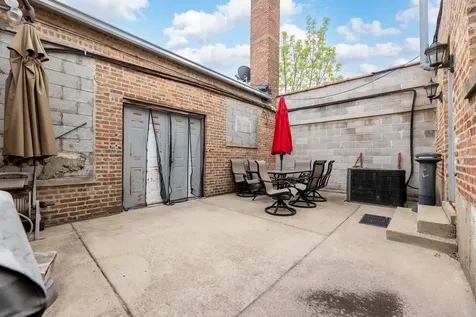 4436 West Madison Street Chicago IL 60624