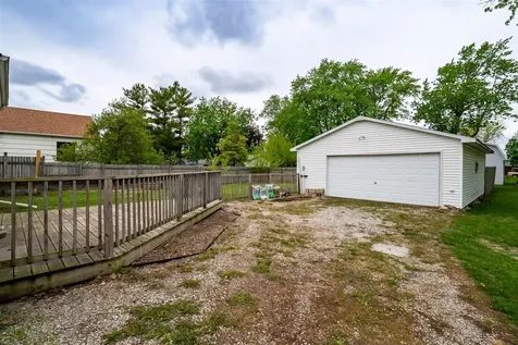 357 West 3rd Street El Paso IL 61738