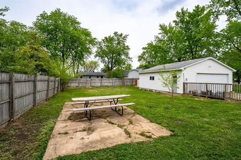 357 West 3rd Street El Paso IL 61738