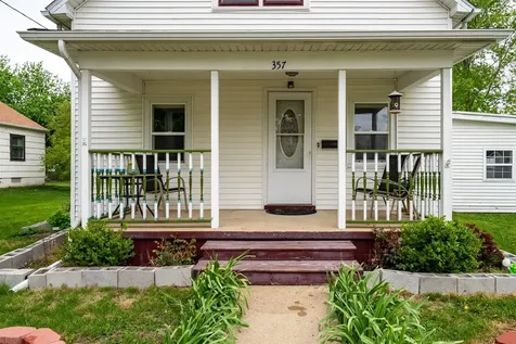 357 West 3rd Street El Paso IL 61738