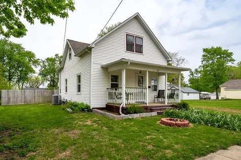 357 West 3rd Street El Paso IL 61738