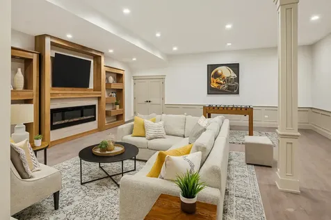 1921 Beechnut Road Northbrook IL 60062