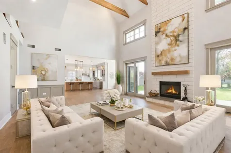 1921 Beechnut Road Northbrook IL 60062