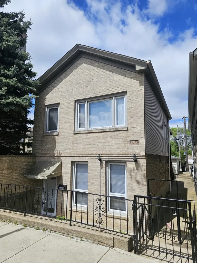 3088 South Lyman Street Chicago IL 60608