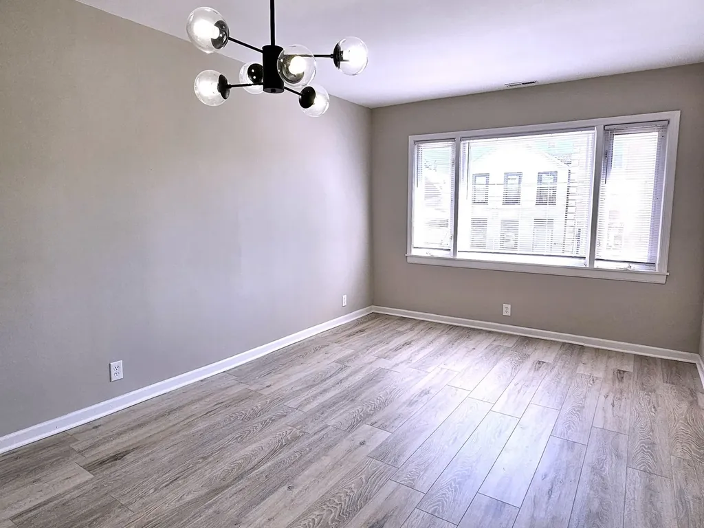 3088 South Lyman Street Chicago IL 60608