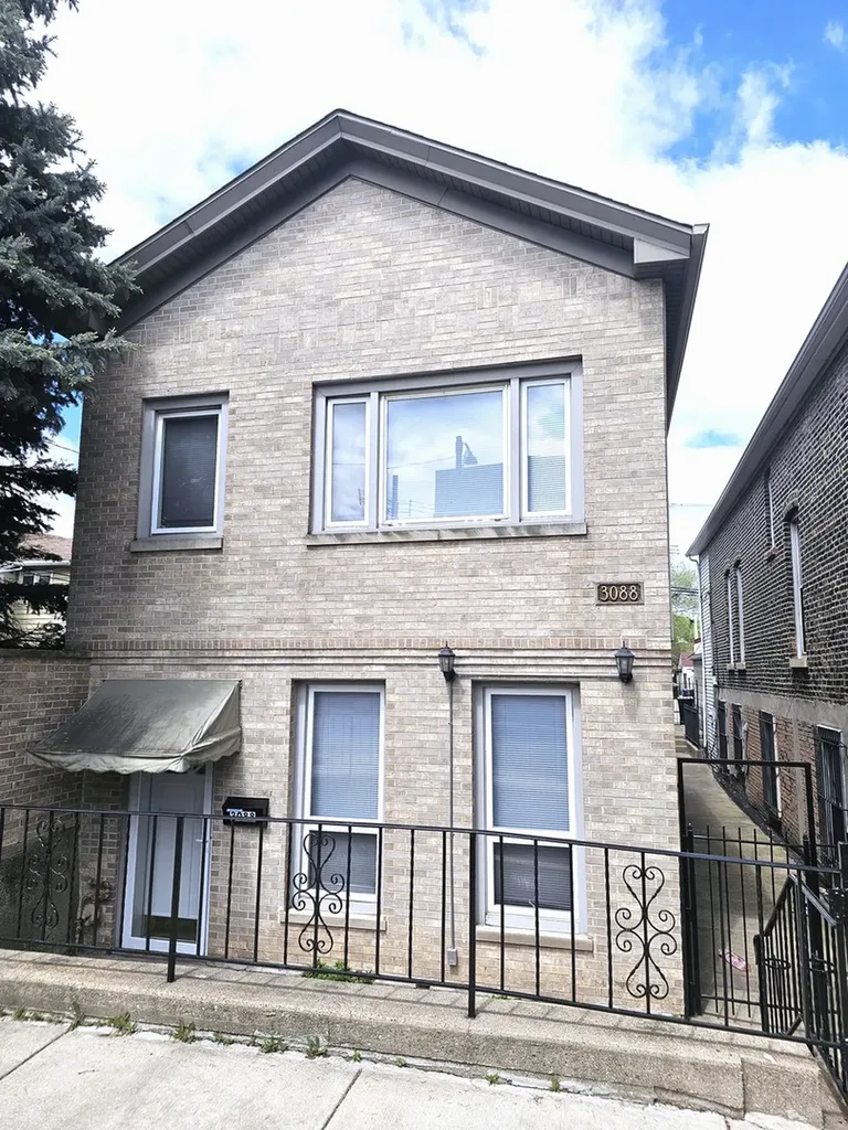 3088 South Lyman Street Chicago IL 60608