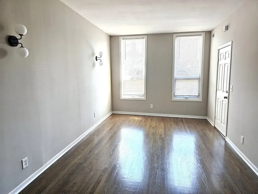 3088 South Lyman Street Chicago IL 60608