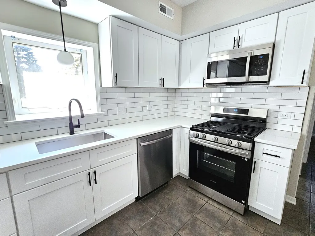 3088 South Lyman Street Chicago IL 60608