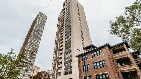 3930 North Pine Grove Avenue Chicago IL 60613