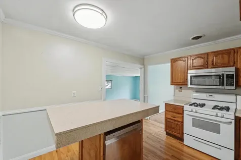 1916 Edison Street Danville IL 61832