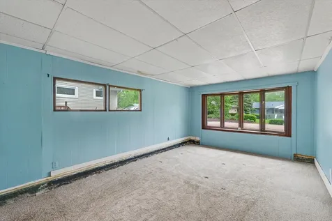 1916 Edison Street Danville IL 61832