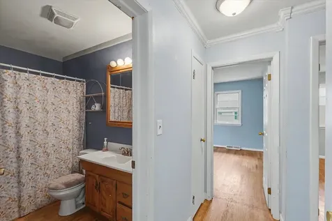 1916 Edison Street Danville IL 61832