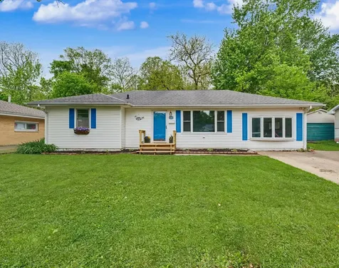 1916 Edison Street Danville IL 61832