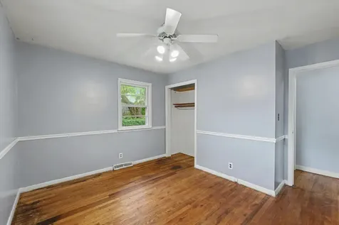 1916 Edison Street Danville IL 61832