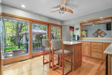 615 East Golf Road Libertyville IL 60048