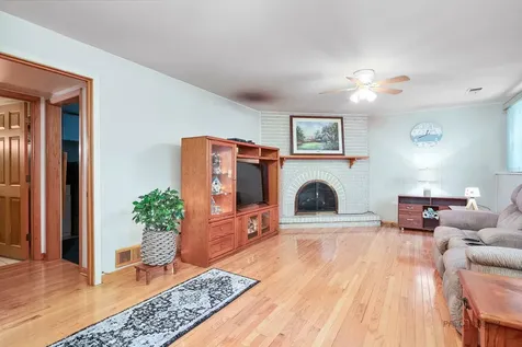 615 East Golf Road Libertyville IL 60048