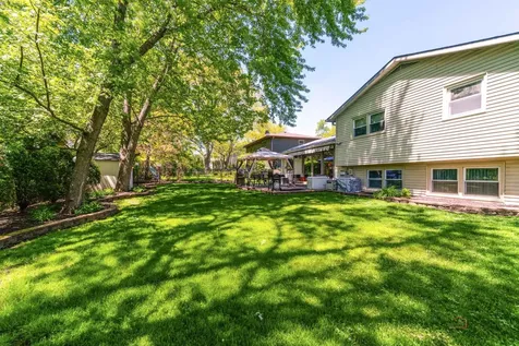 615 East Golf Road Libertyville IL 60048