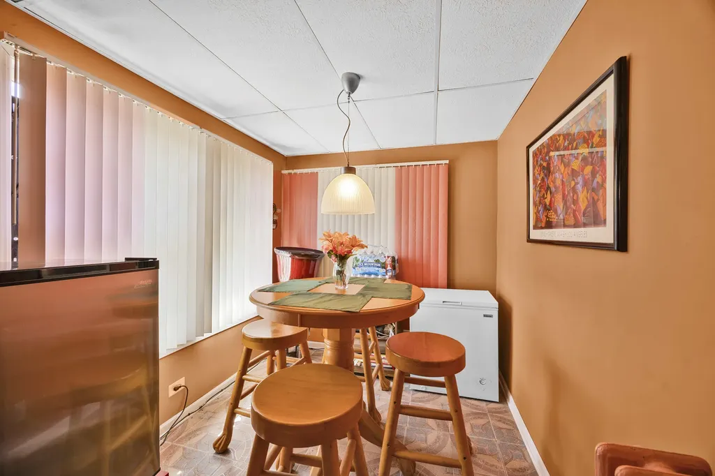 2153 121ST Place Blue Island IL 60406