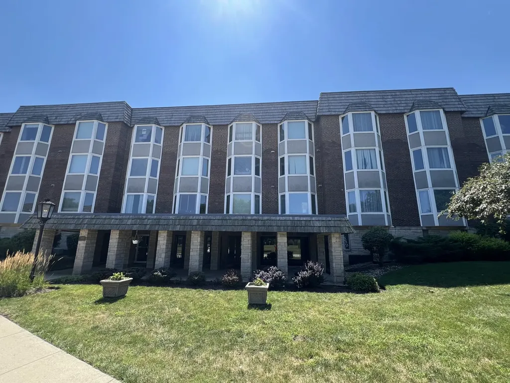 500 Thames Parkway Park Ridge IL 60068