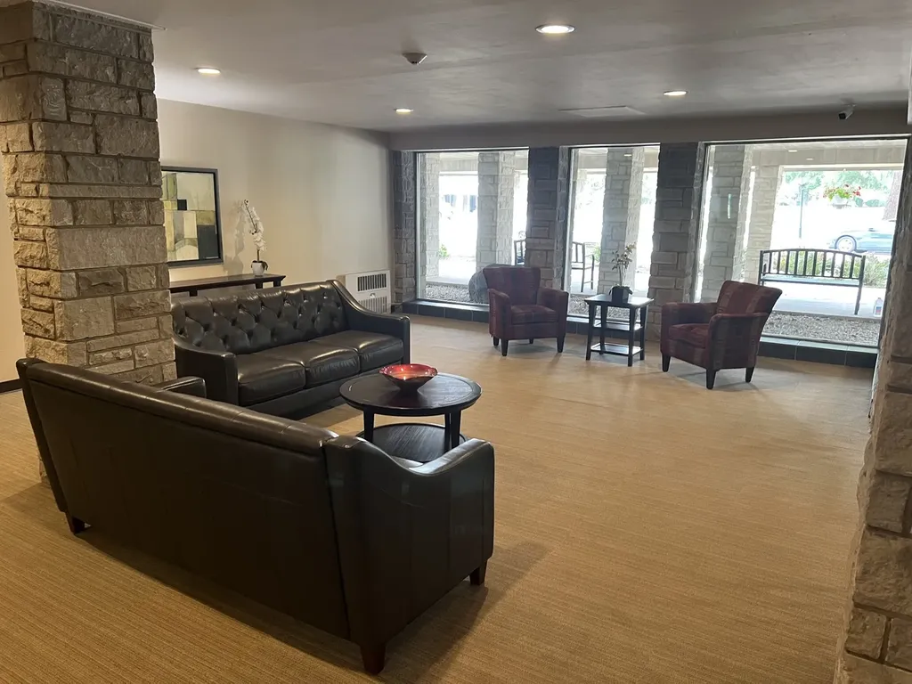 500 Thames Parkway Park Ridge IL 60068