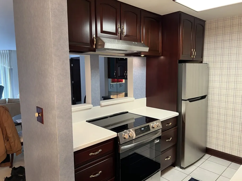 500 Thames Parkway Park Ridge IL 60068
