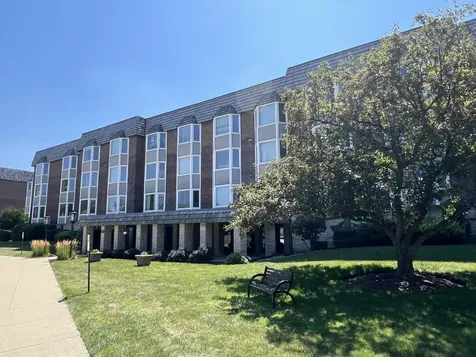 500 Thames Parkway Park Ridge IL 60068