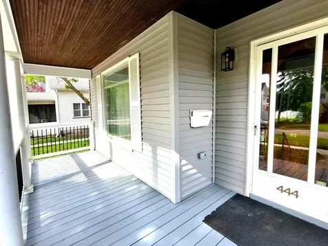 444 1ST Avenue Ottawa IL 61350