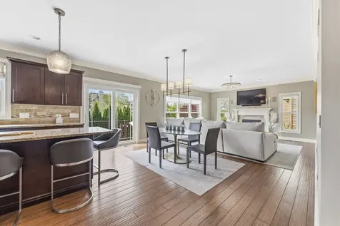 601 Oak Lane South Elgin IL 60177