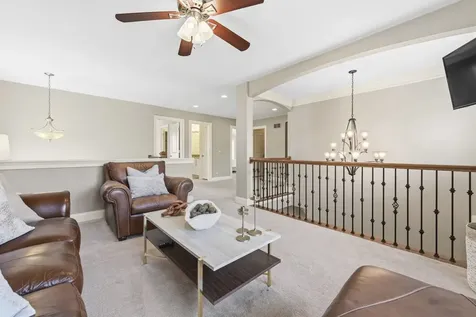 601 Oak Lane South Elgin IL 60177