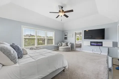 601 Oak Lane South Elgin IL 60177