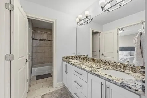 601 Oak Lane South Elgin IL 60177