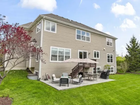 601 Oak Lane South Elgin IL 60177