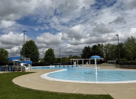 601 Oak Lane South Elgin IL 60177
