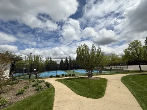 601 Oak Lane South Elgin IL 60177