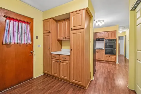 1024 Bristol Avenue Westchester IL 60154