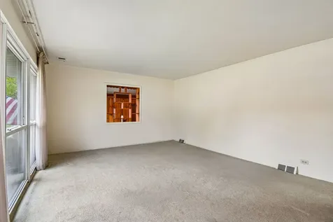 1024 Bristol Avenue Westchester IL 60154