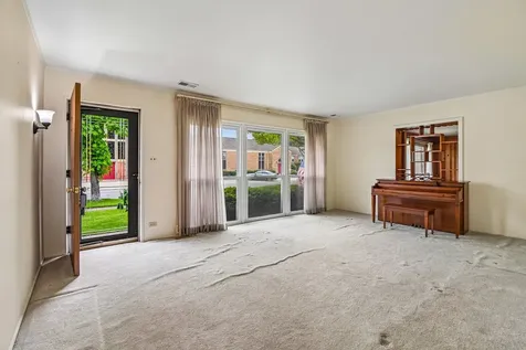 1024 Bristol Avenue Westchester IL 60154