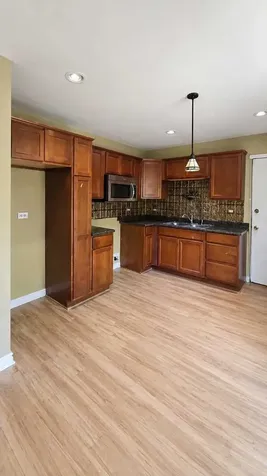 17516 Butternut Road Hazel Crest IL 60429