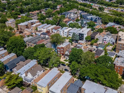 3720 West Eddy Street Chicago IL 60618