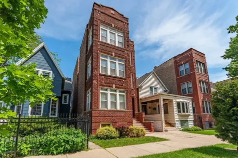 3720 West Eddy Street Chicago IL 60618