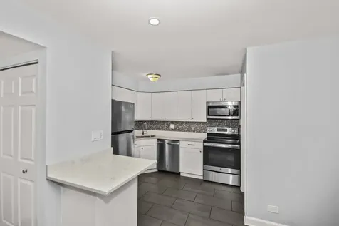 7248 Dixon Street Forest Park IL 60130