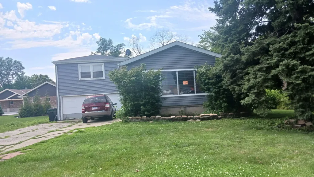 9803 West 57th Street SW Countryside IL 60525