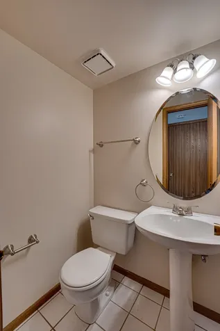 196 Park Ridge Lane Aurora IL 60504